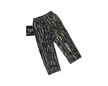 Load image into Gallery viewer, BC Camo Pants
